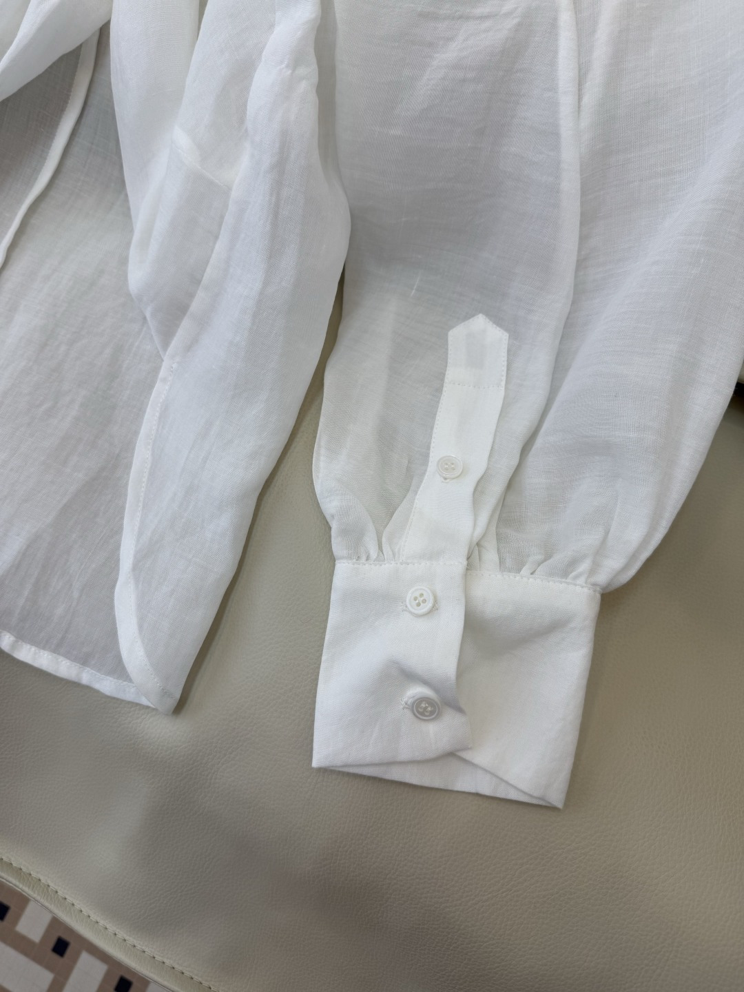 LZ26020#新款衬衫🌾BC 42% 苎麻 显瘦 V领 长袖衬衫 粉色 咖色 白色 SML