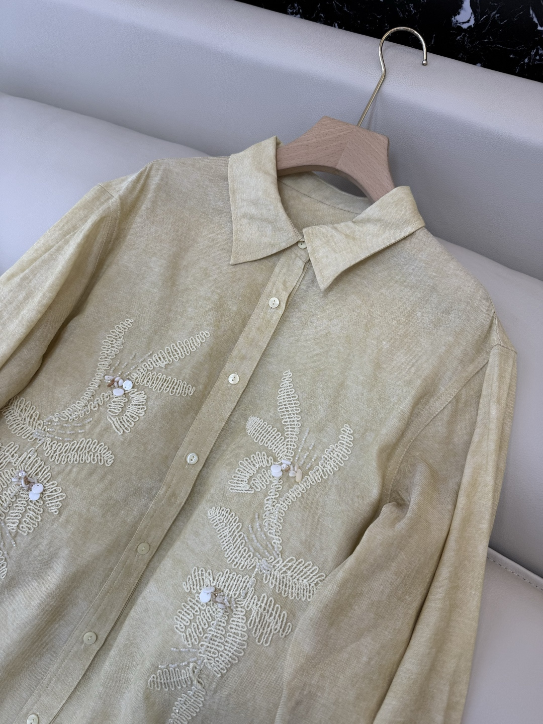 ZM001#新款衬衫⚠️‼️zimm… 重工刺绣珠片绣花 人棉 长袖衬衫 黄色 粉色 SML