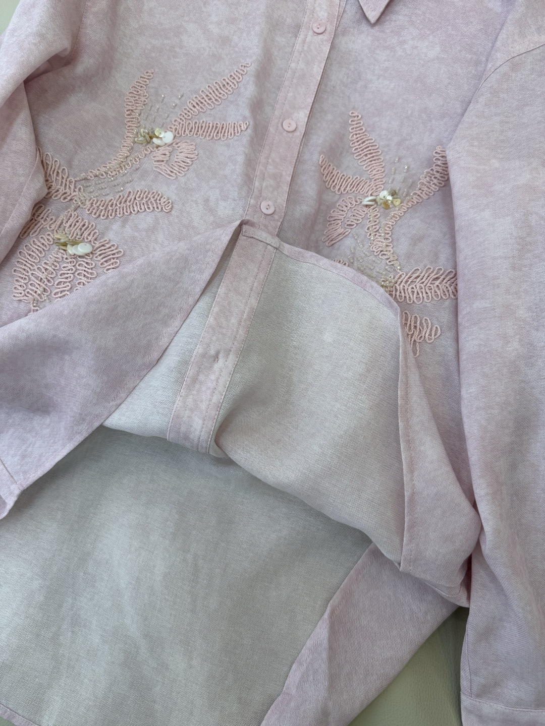 ZM001#新款衬衫⚠️‼️zimm… 重工刺绣珠片绣花 人棉 长袖衬衫 黄色 粉色 SML