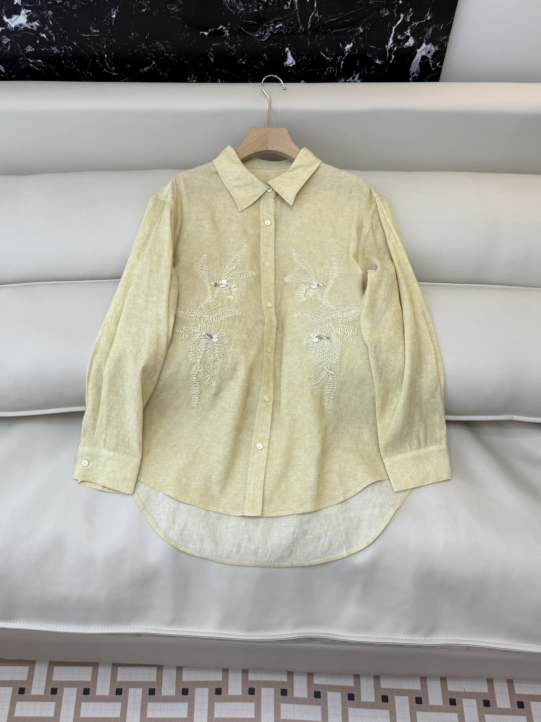 ZM001#新款衬衫⚠️‼️zimm… 重工刺绣珠片绣花 人棉 长袖衬衫 黄色 粉色 SML