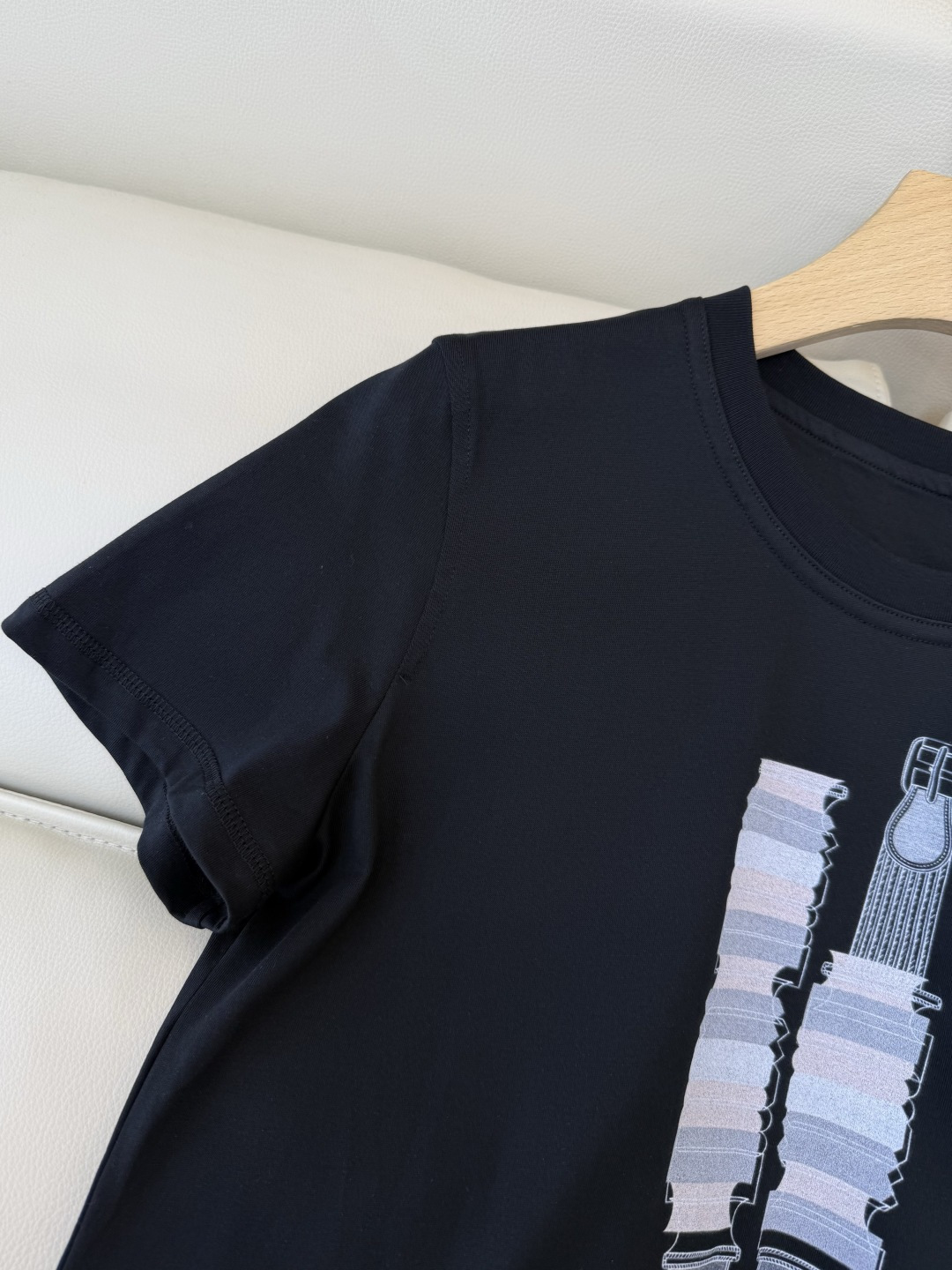 QG0162#新款T恤⚠️‼️H家 独家版 ‼️爱马仕 顶级版 印花 短袖T恤 粉色 车厘子红 黑色 白