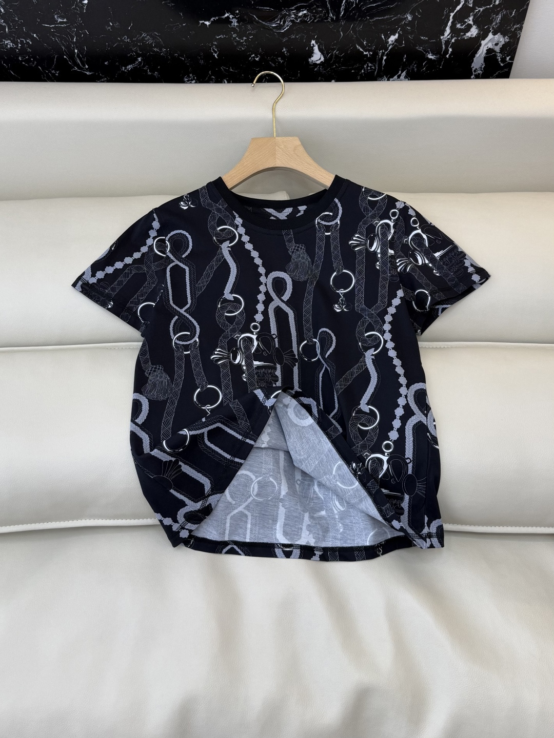 QG0159#新款T恤⚠️‼️H家 独家版 ‼️爱马仕 顶级版 印花 短袖T恤 黑色 36/38/40