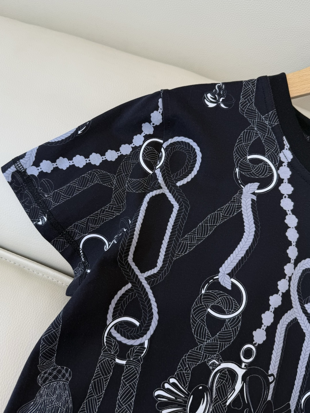 QG0159#新款T恤⚠️‼️H家 独家版 ‼️爱马仕 顶级版 印花 短袖T恤 黑色 36/38/40