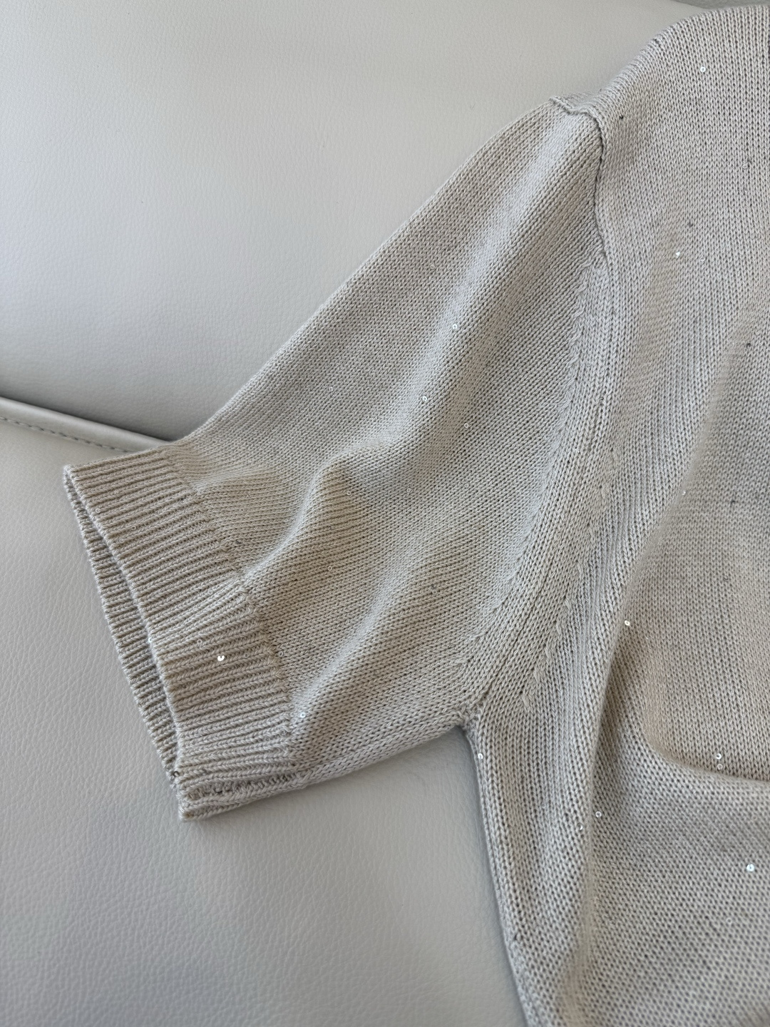 LZM26006#新款针织‼️BC 珠片纱 短袖针织上衣 三色 SML