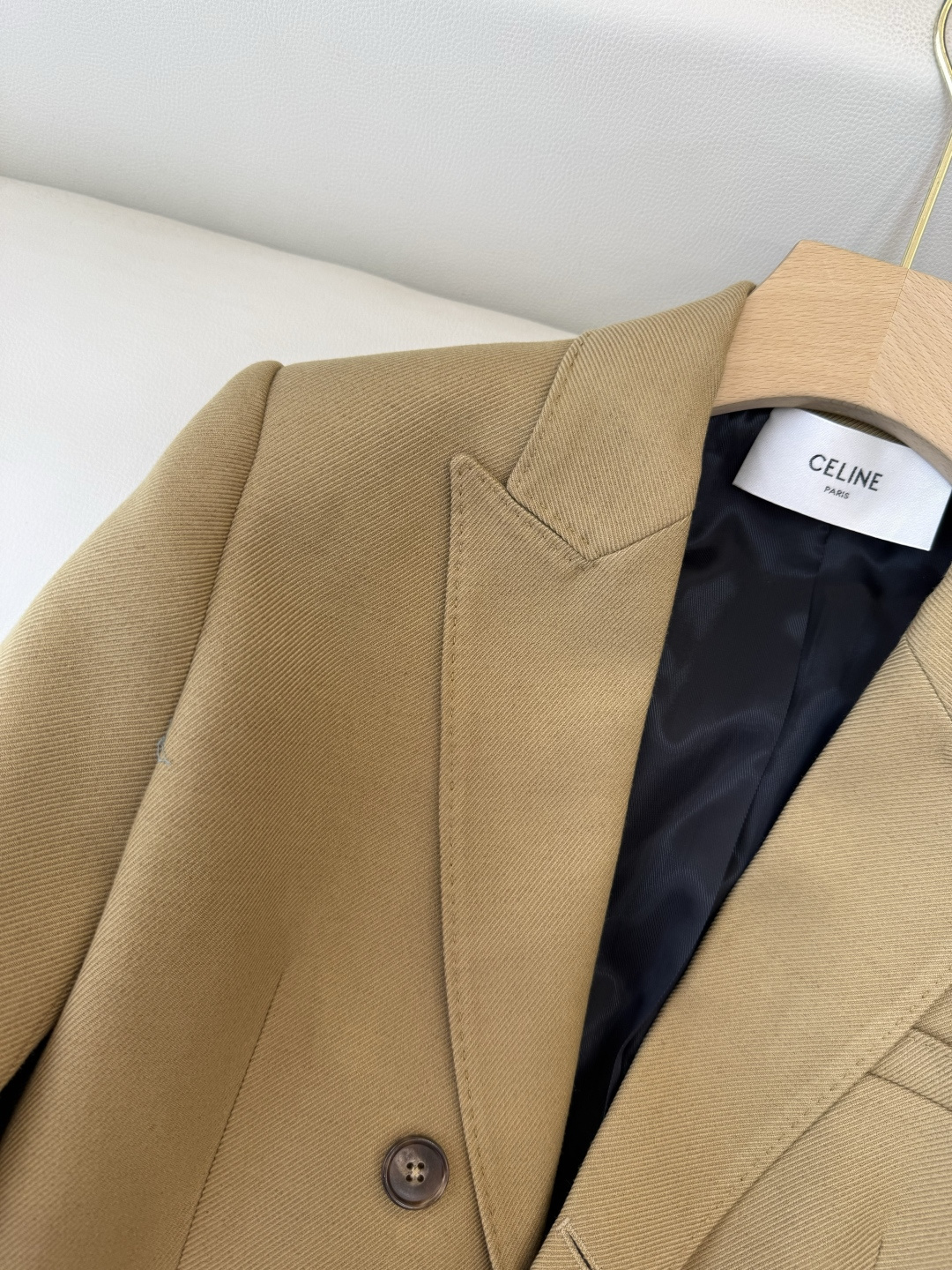 HXZ081#新款外套💕Cel* 30% 羊毛 修身款 西装外套 杏色 黑色 SMLXL