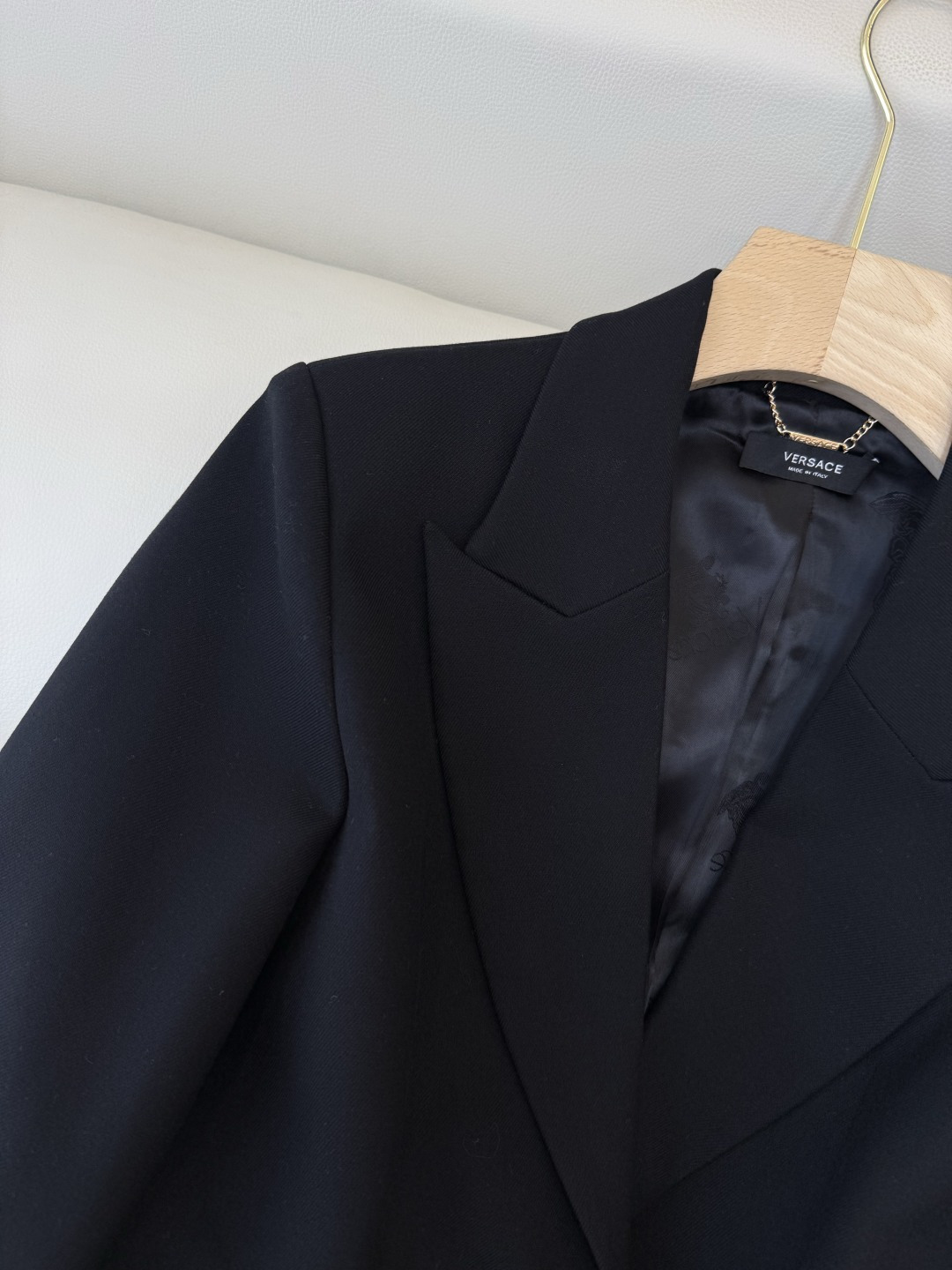 HXZ082#新款西装外套💕范思哲 30% 羊毛 超级修身 显瘦经典款 西装外套 黑色SMLXL