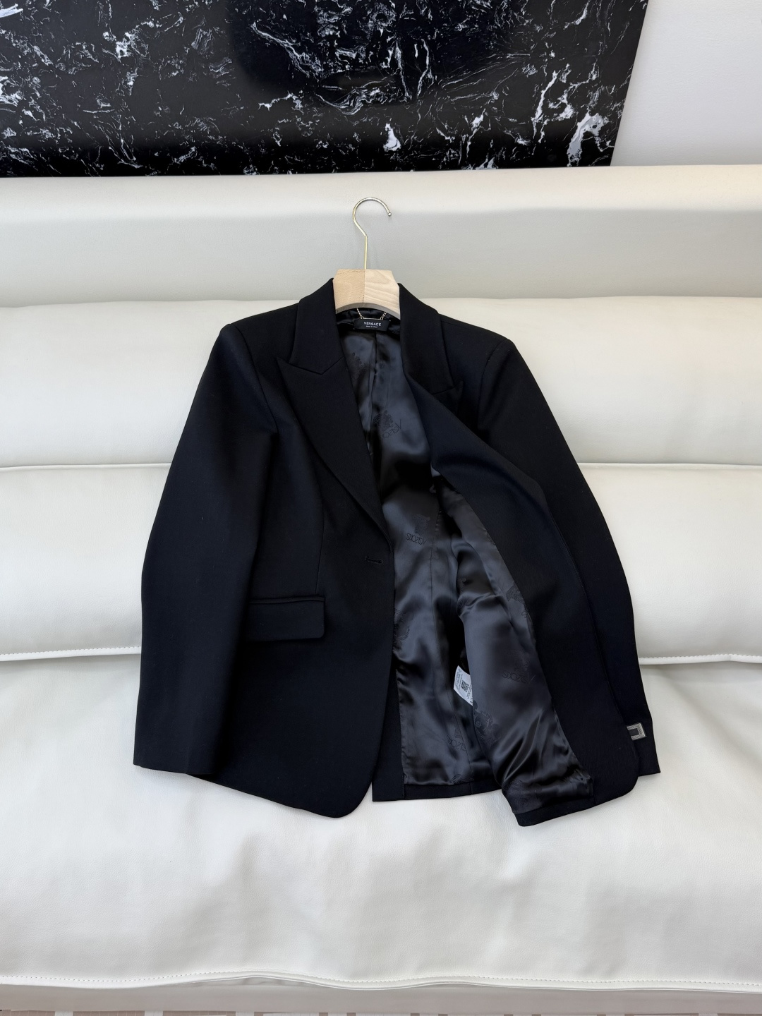 HXZ082#新款西装外套💕范思哲 30% 羊毛 超级修身 显瘦经典款 西装外套 黑色SMLXL