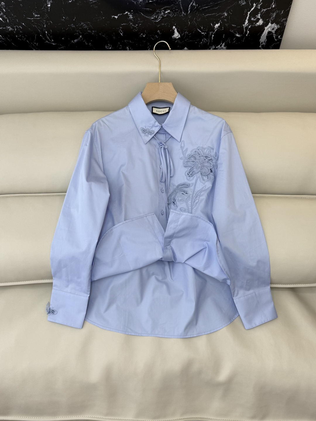 BM003#新款衬衫‼️GU 镂空绣花 长袖衬衫 白色 蓝色 SML