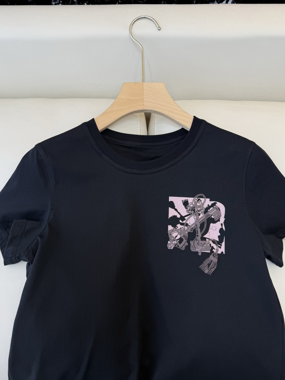 QG0163#新款T恤⚠️‼️H家 独家版 ‼️爱马仕 顶级版 印花 短袖T恤 黑色 白色 36/38/