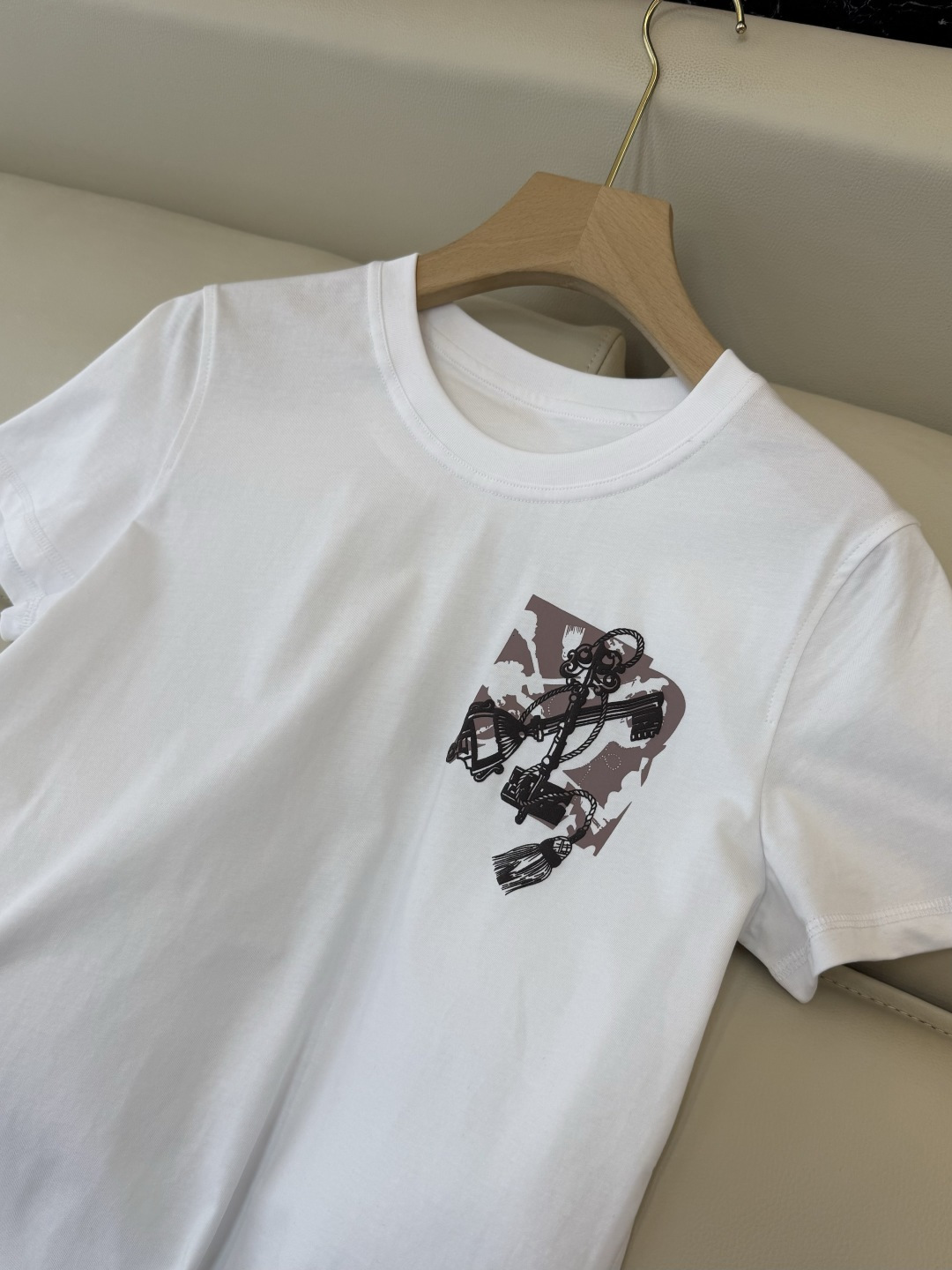 QG0163#新款T恤⚠️‼️H家 独家版 ‼️爱马仕 顶级版 印花 短袖T恤 黑色 白色 36/38/