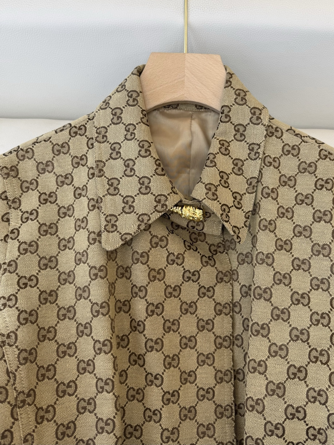 GU008#新款风衣‼️GU 家 最新款 提花风衣款 连衣裙 SML