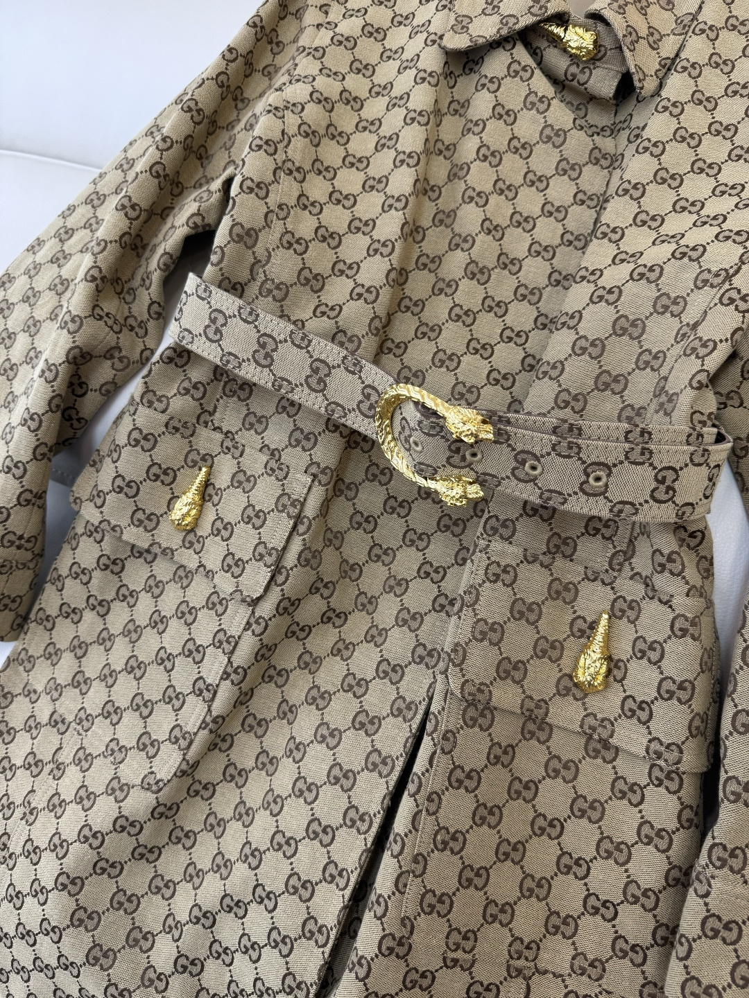 GU008#新款风衣‼️GU 家 最新款 提花风衣款 连衣裙 SML