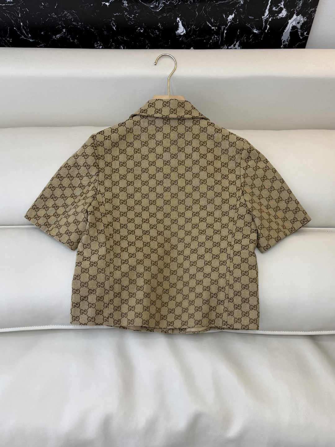 GU005#新款上衣GU 家 最新款 提花上衣 短袖 SML