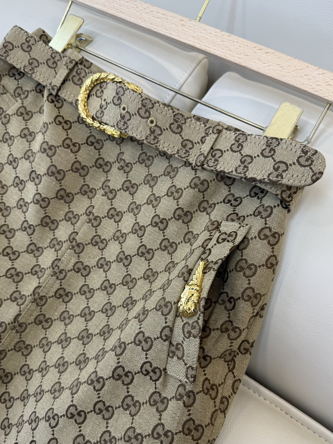 GU011#新款半裙‼️GU 家 最新款 提花 短半裙 SML