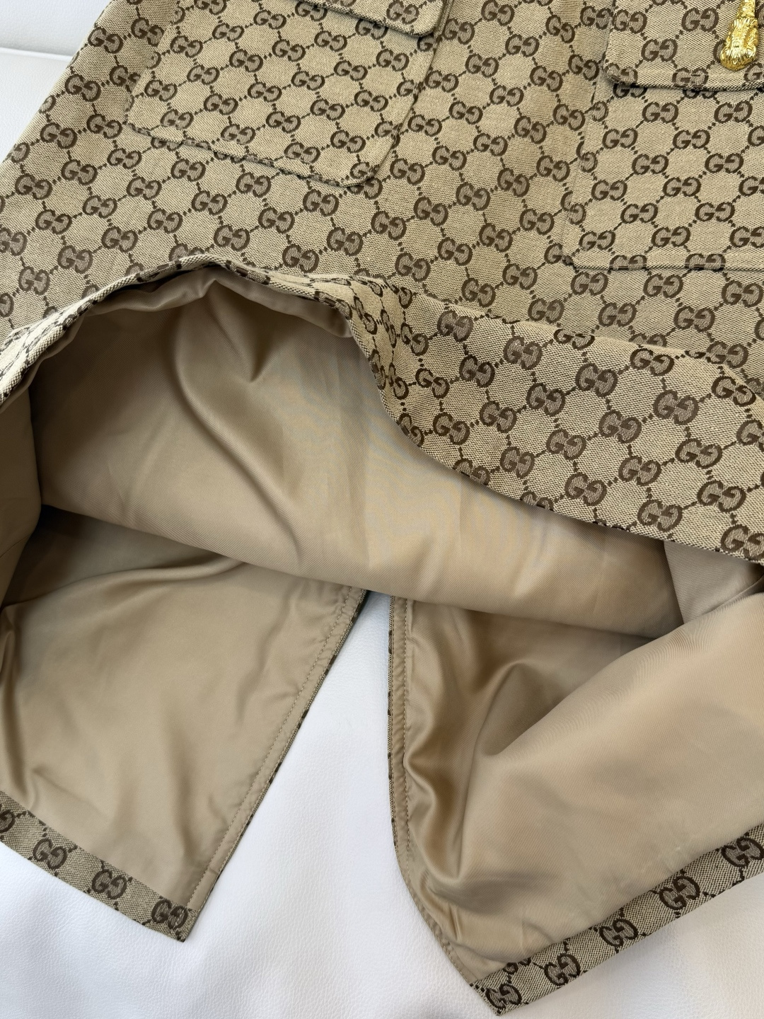 GU012#新款半裙‼️GU 家 最新款 提花 长半裙 SML