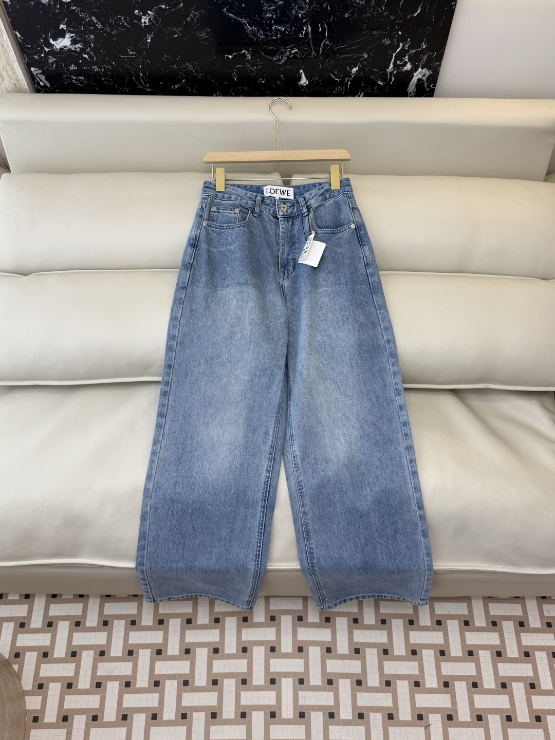 NO:722575,CK063# Factory Directly Approved p Loe* Slimming and Long Legs Stretch Cotton Jeans Blue S-XL, Loewe-Clothing, loewe, loewe, jeans,19860909CK063#工厂直批p Loe* 显瘦显腿长 弹力棉 牛仔裤 蓝色 S-XL,罗意威-服装,loewe,loewe,jeans,,Women's clothing