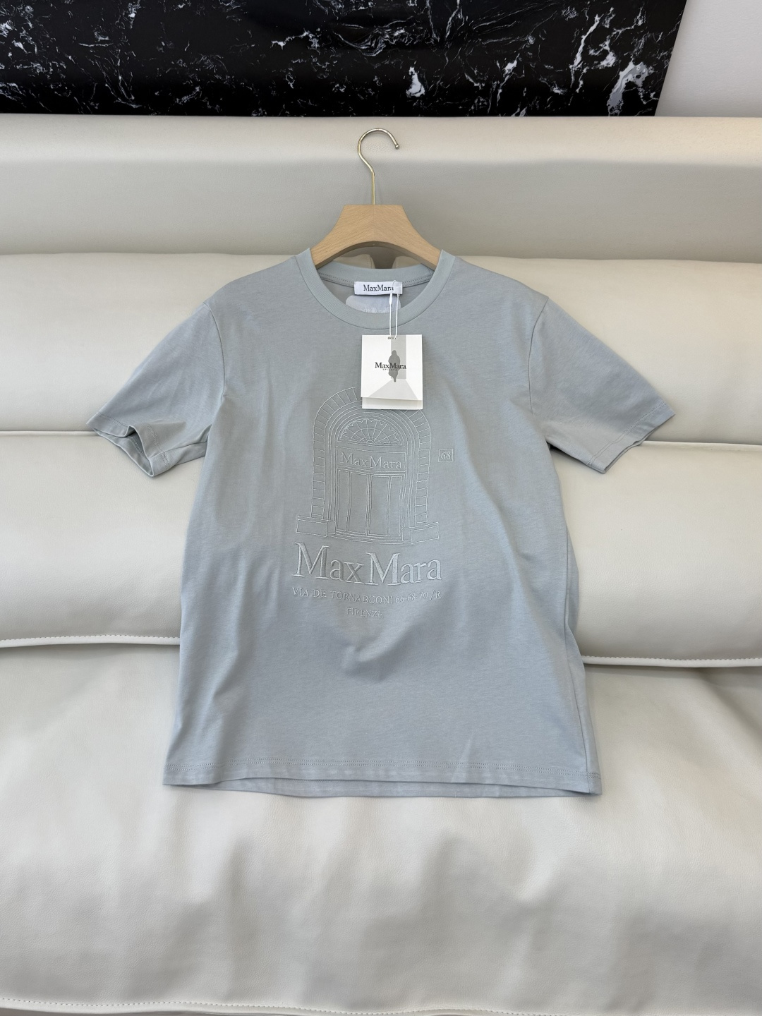 NO:722560,CK064# Factory Max * weekend letter embroidered logo short-sleeved T-shirt three colors SML, women's clothing, T-shirt, tees, t-shirt,19860909CK064#工厂 Max * weekend 字母绣花logo 短袖T恤 三色 SML,女装,T-shirt,tees，t-shirt,,Women's clothing