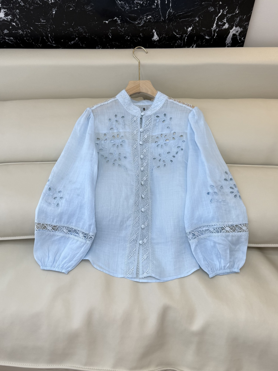 NO:747755,YM087# New Top Factory Zim * Hollow Embroidered Linen Long Sleeve Shirt Top Purple Blue White SMLXL,,shirts,19860909YM087#新款上衣工厂 Zim * 镂空绣花亚麻长袖衬衫上衣 紫色 蓝色 白色 SMLXL,,shirts,,Women's clothing