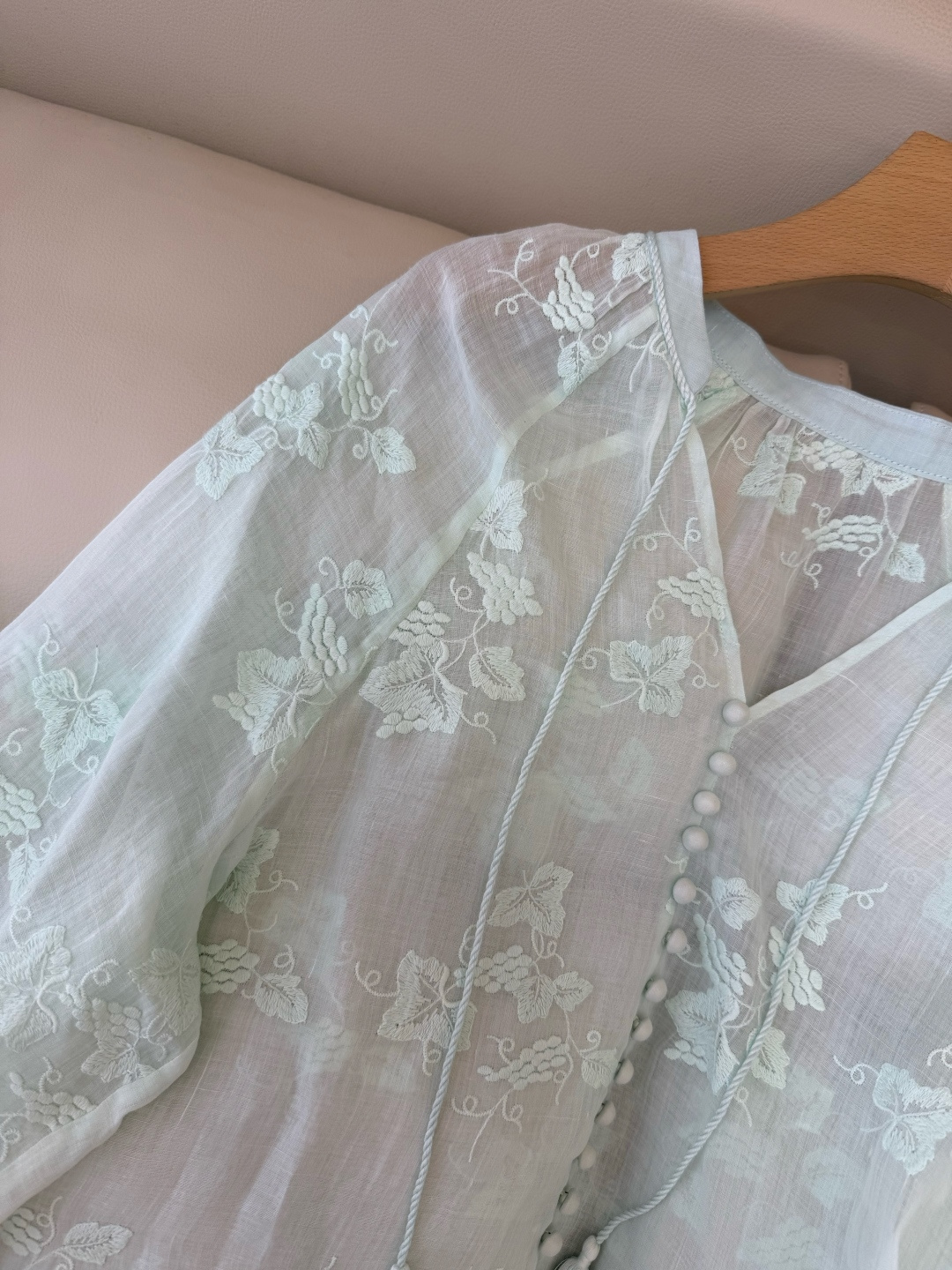 YM097#新款套装‼️zim 100%亚麻绣花上衣 ➕短裤 套装 白色 浅蓝色 浅黄色 SMLXL