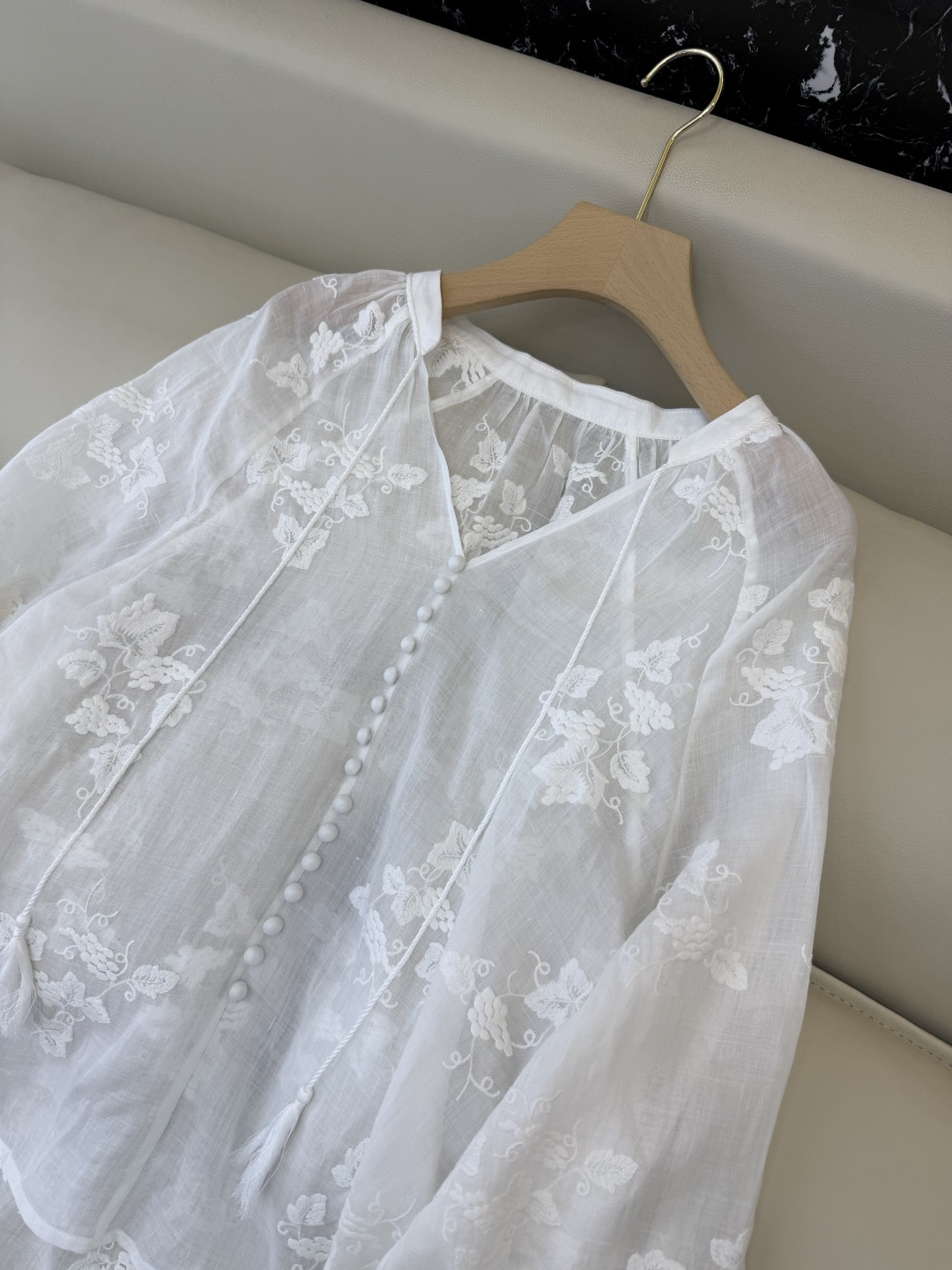 YM097#新款套装‼️zim 100%亚麻绣花上衣 ➕短裤 套装 白色 浅蓝色 浅黄色 SMLXL