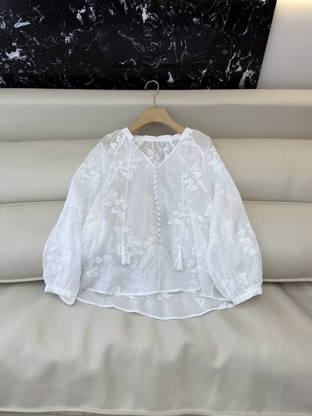 YM097#新款套装‼️zim 100%亚麻绣花上衣 ➕短裤 套装 白色 浅蓝色 浅黄色 SMLXL