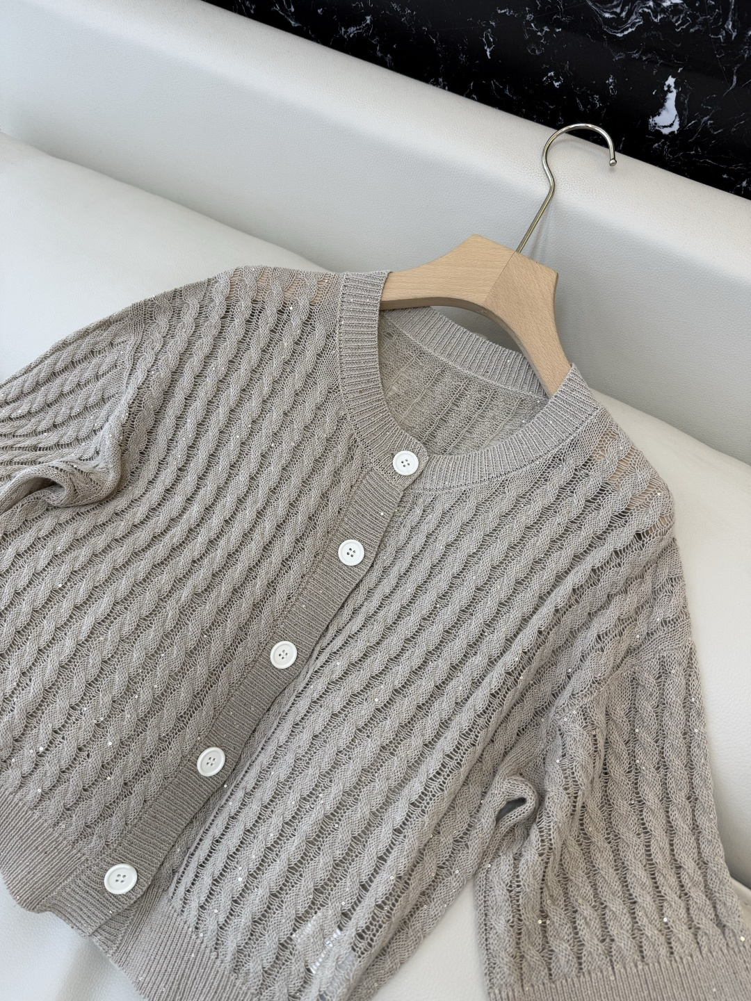 LZM26008#新款针织衫💕BC 最新款短袖镂空设计针织 米色 白色 SML