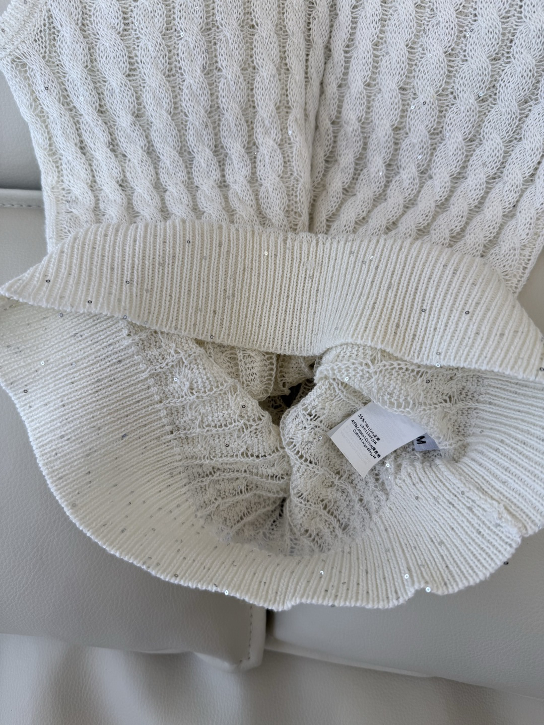 LZM26007#新款背心💕Bc 最新款 镂空无袖背心 杏色 白色 SML