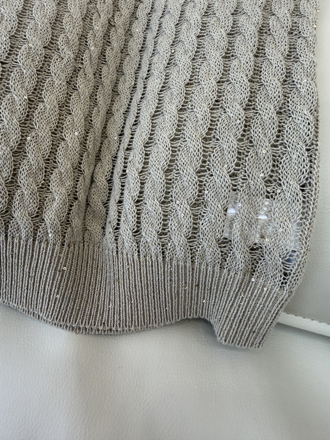 LZM26007#新款背心💕Bc 最新款 镂空无袖背心 杏色 白色 SML