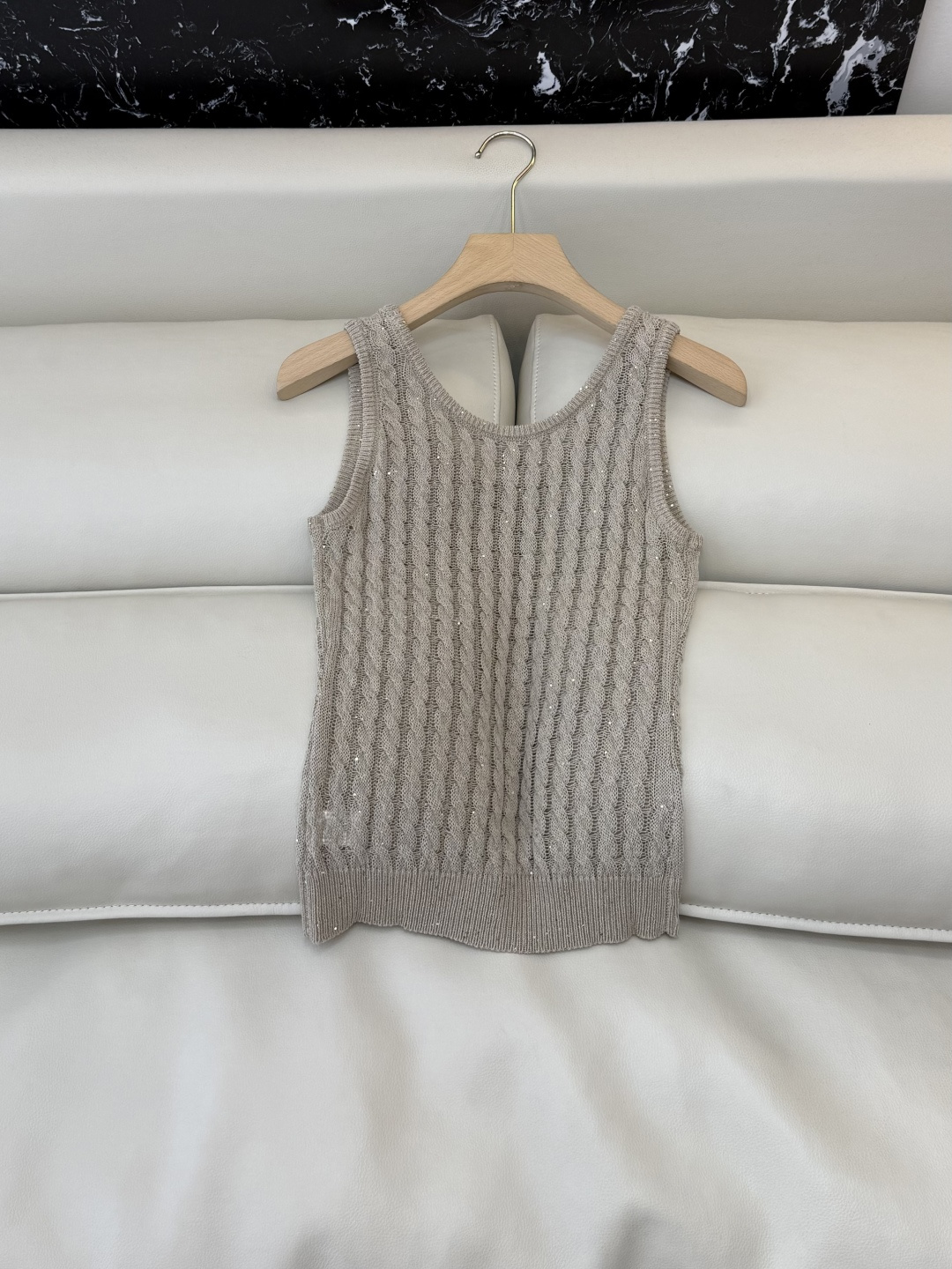 LZM26007#新款背心💕Bc 最新款 镂空无袖背心 杏色 白色 SML