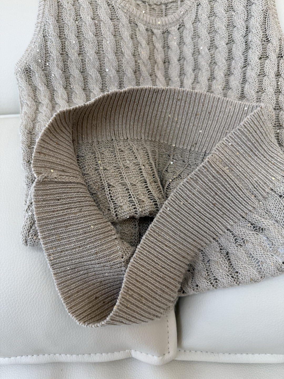 LZM26007#新款背心💕Bc 最新款 镂空无袖背心 杏色 白色 SML