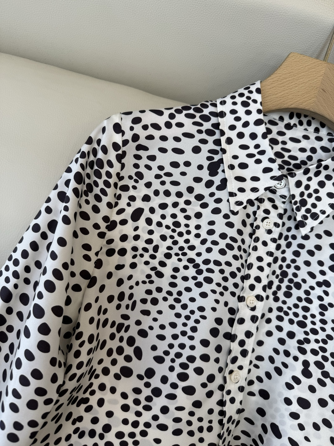 BS1125#新款衬衫💕Max mara 波点印花 100% 斜纹真丝印花长袖衬衫 36/38/40/4