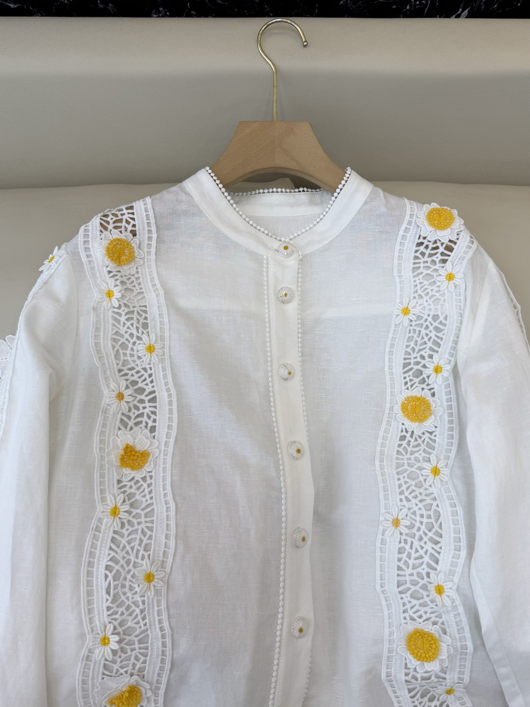 ES019#新款衬衫💕Zim 蕾丝立体花 显瘦 白色衬衫 SML