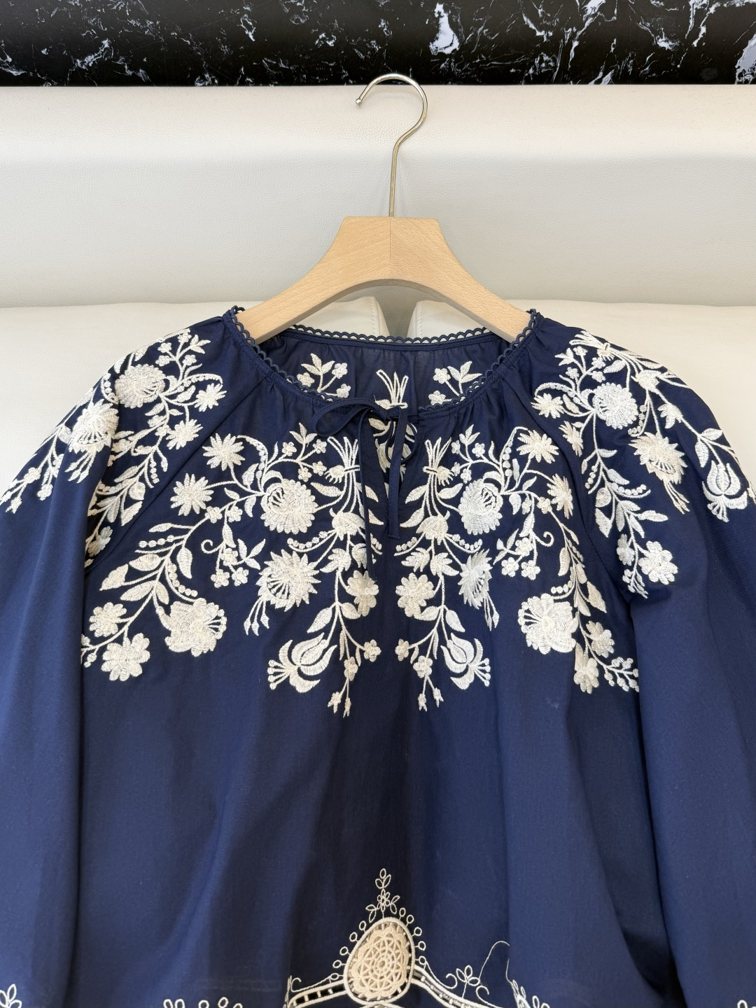 ES021#新款衬衫💕ES 立体绣花 圆领 苎麻棉 上衣 白色 蓝色 SML