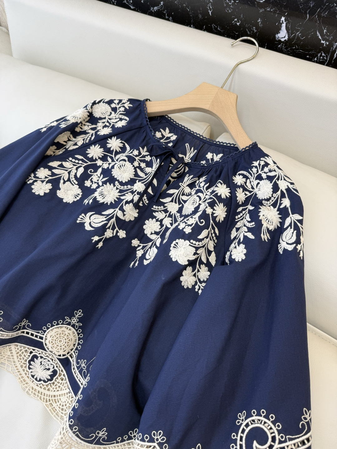 ES021#新款衬衫💕ES 立体绣花 圆领 苎麻棉 上衣 白色 蓝色 SML