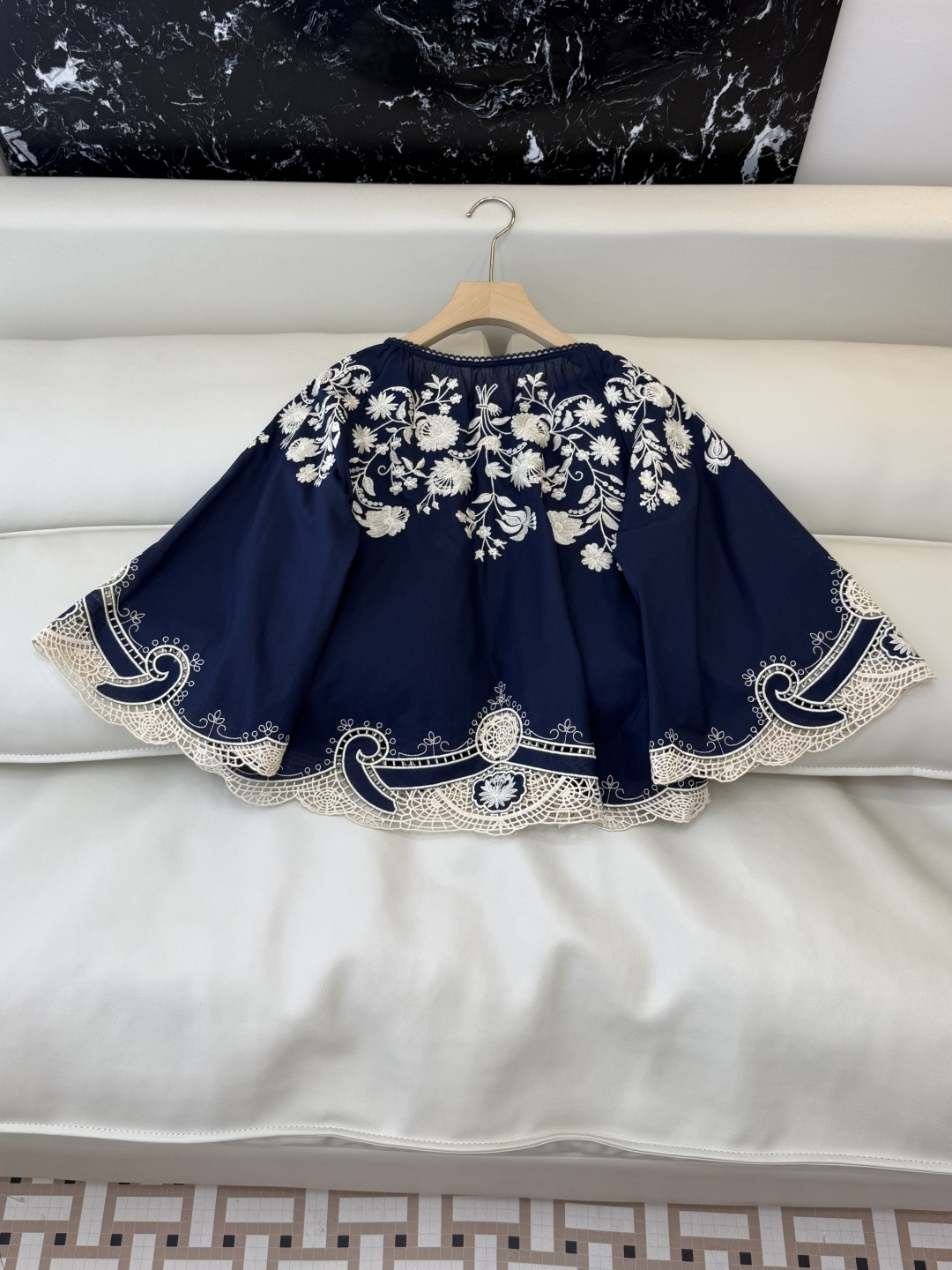 ES021#新款衬衫💕ES 立体绣花 圆领 苎麻棉 上衣 白色 蓝色 SML