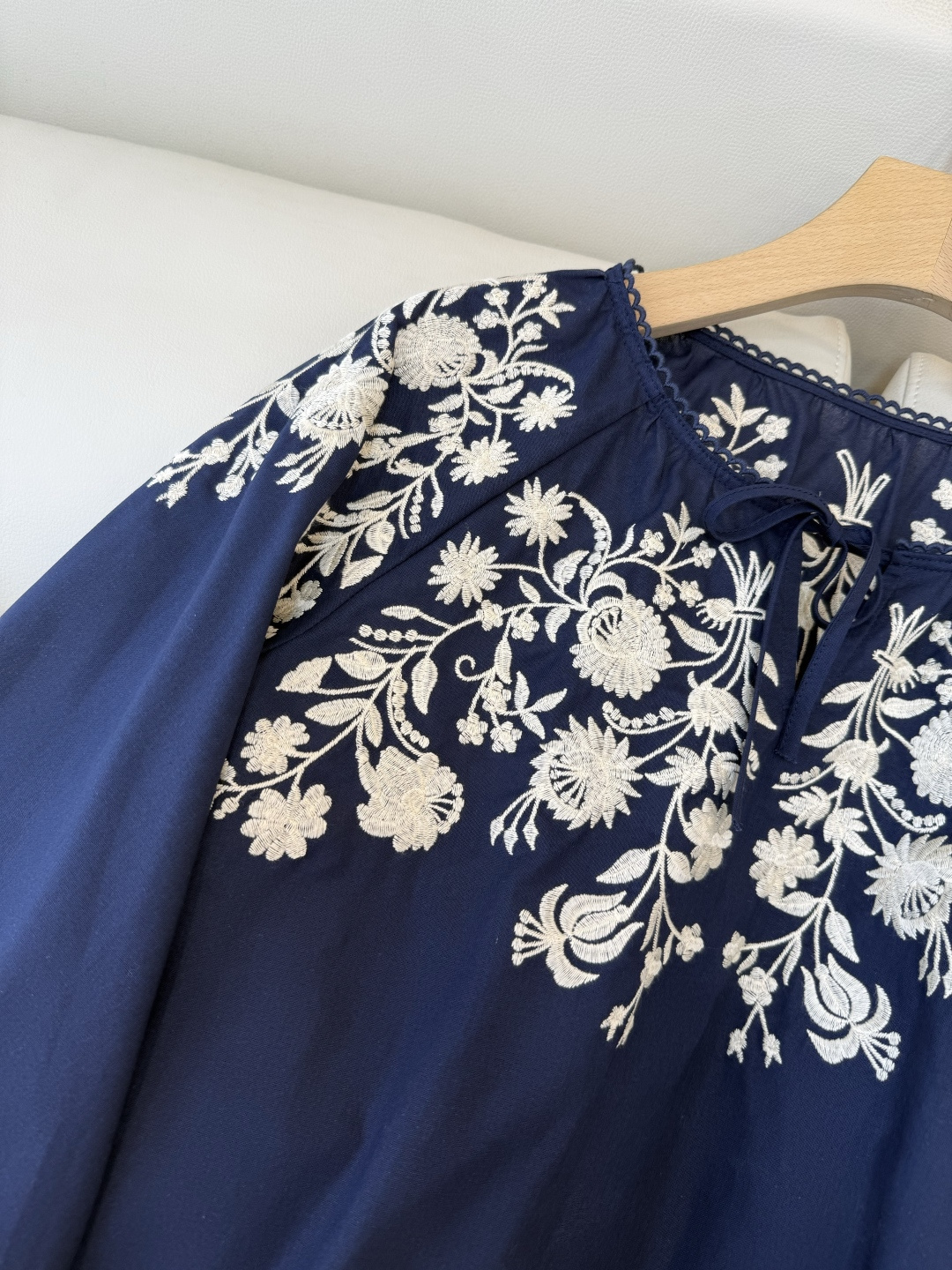 ES021#新款衬衫💕ES 立体绣花 圆领 苎麻棉 上衣 白色 蓝色 SML