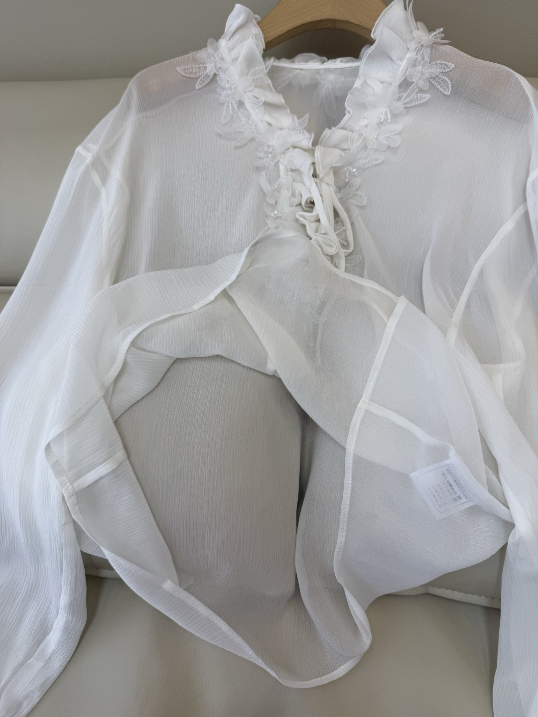 QD7952#新款真丝衬衫💕100% 真丝蕾丝绣花 珠片 真丝上衣 SML XL