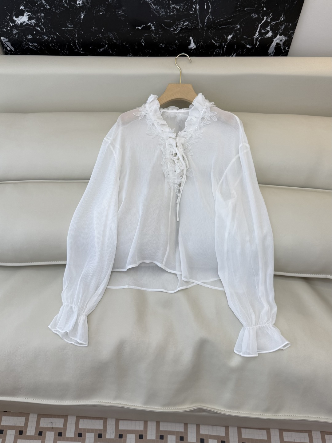 QD7952#新款真丝衬衫💕100% 真丝蕾丝绣花 珠片 真丝上衣 SML XL