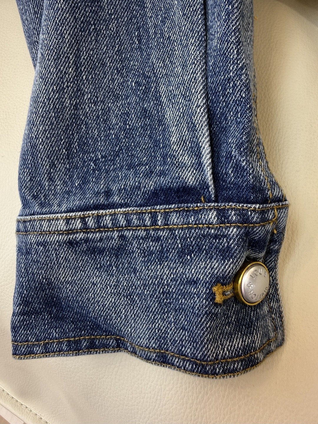 GU023#新款外套‼️L V 重工绣花 长袖牛仔长外套式连衣裙 SML