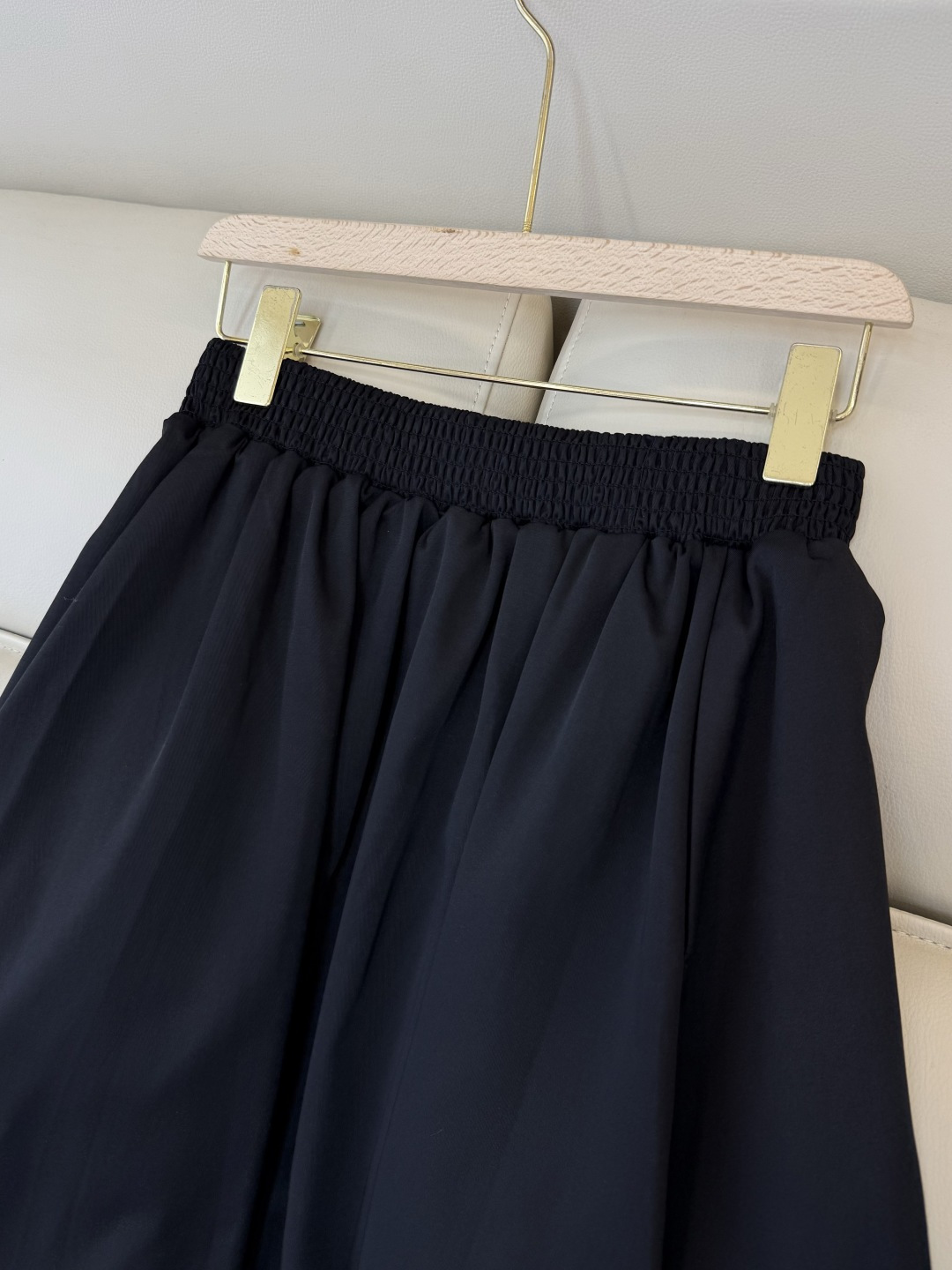 AW015#新款半裙P‼️PR 三角标 长款半裙 黑色 杏色 SML