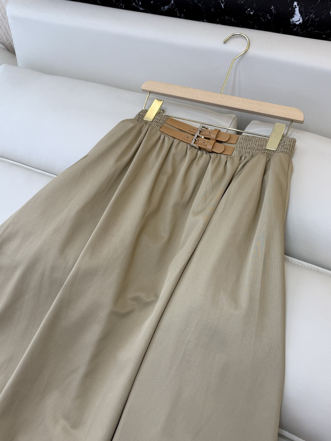 AW015#新款半裙P‼️PR 三角标 长款半裙 黑色 杏色 SML