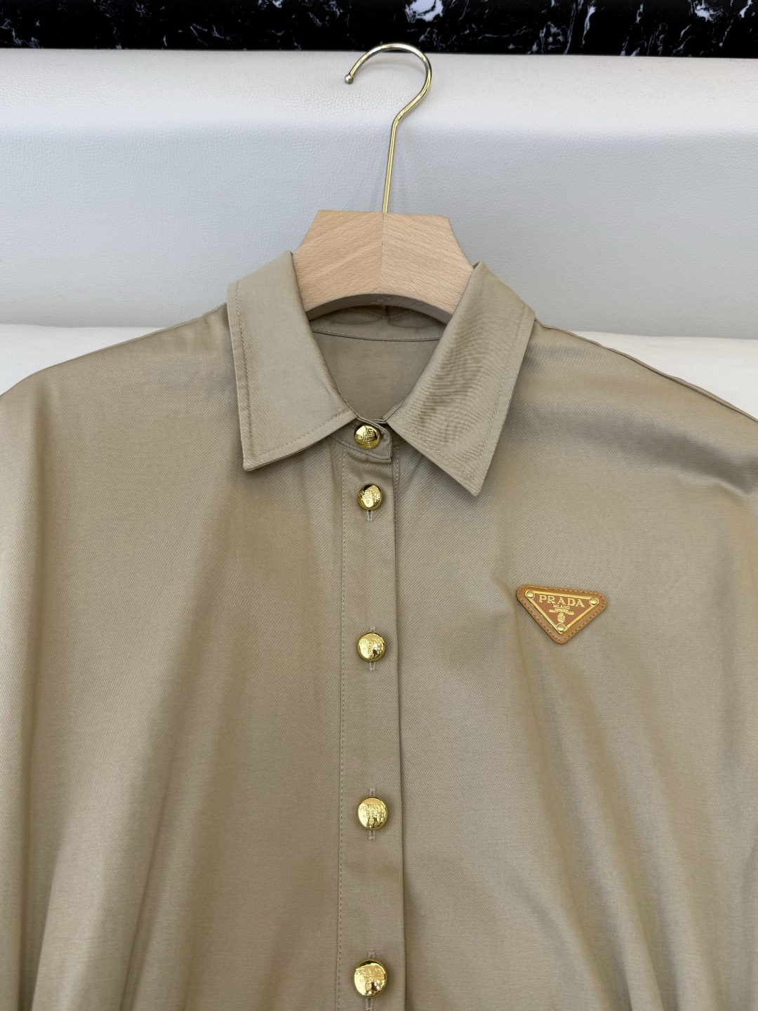 AW016#新款连衣裙P‼️PR 三角标 短袖修身连衣裙 黑色 杏色 SML