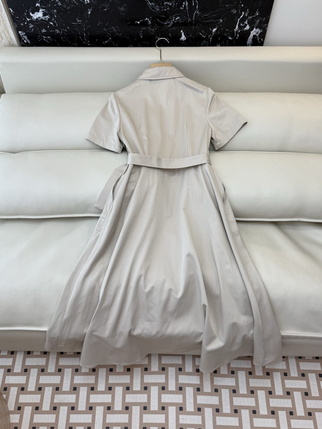 AW020#新款连衣裙P‼️LOE* 短袖修身 皮标logo 连衣裙 两色图 SML