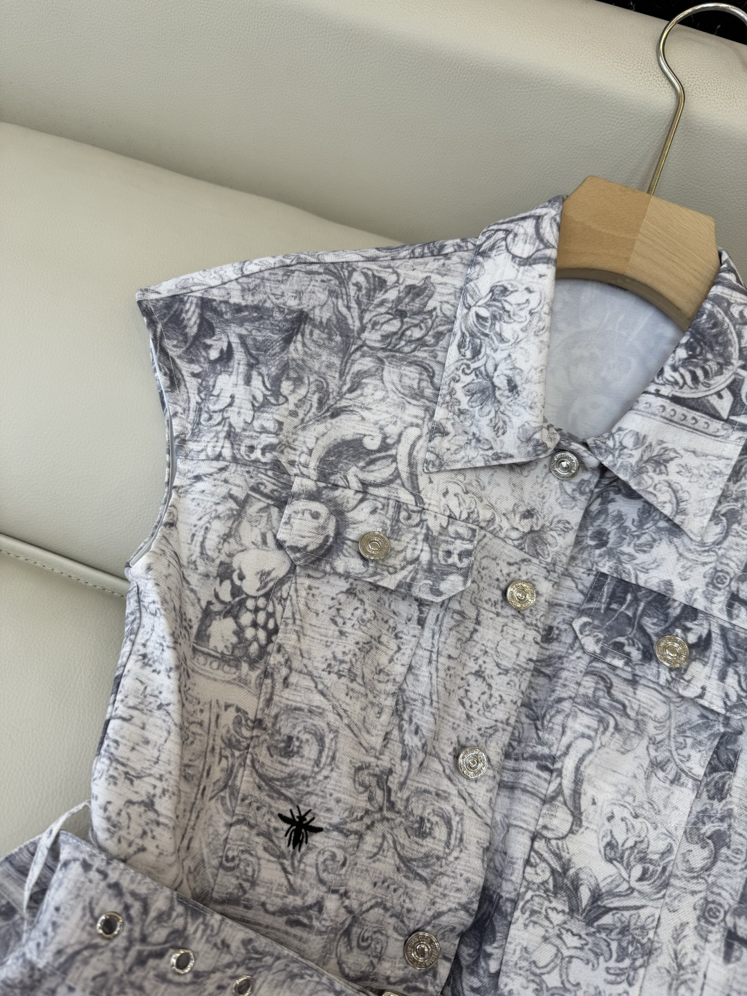 AW019#新款连衣裙P‼️Dio* 短袖修身 印花 连衣裙 两色图 SML