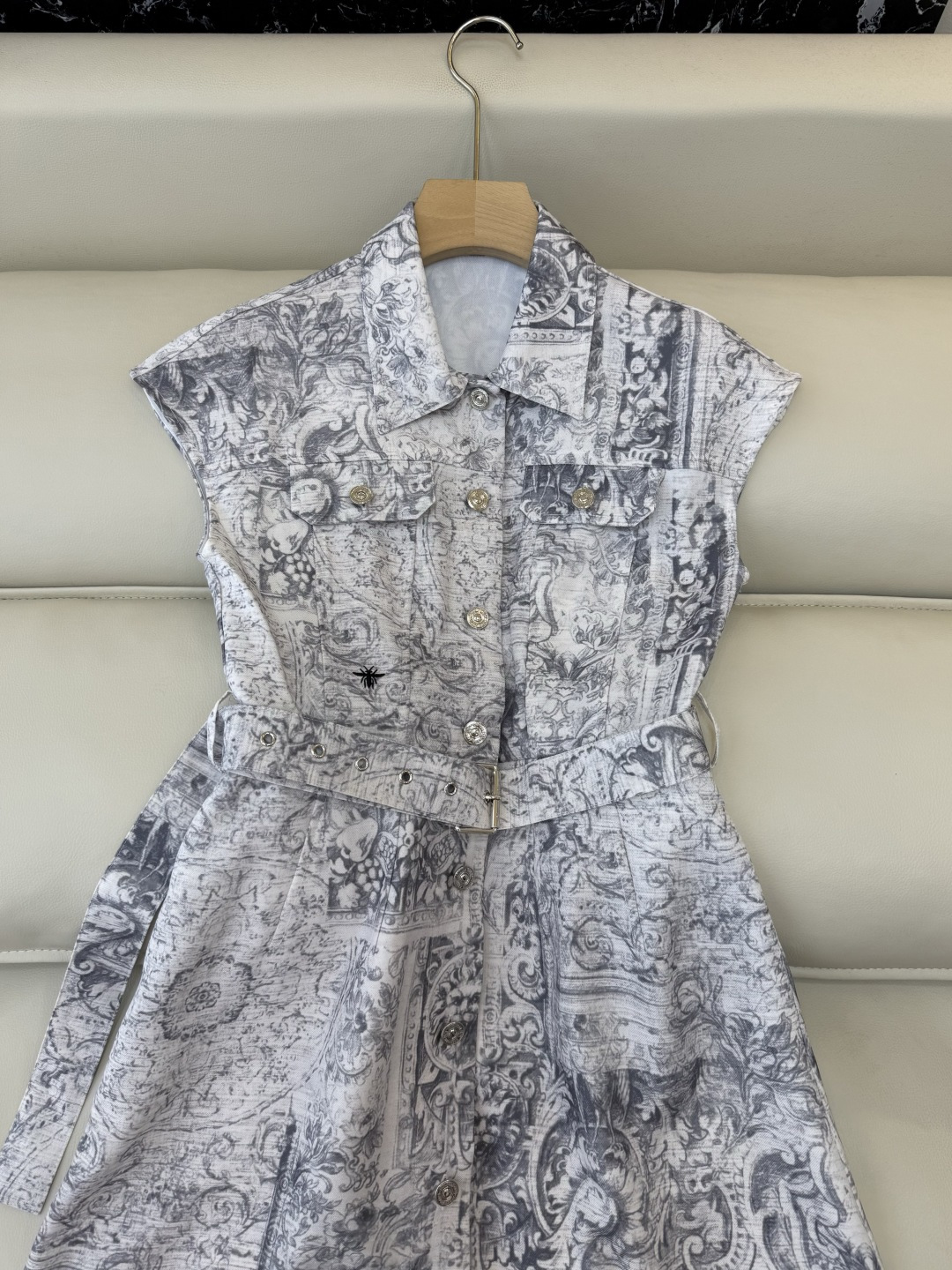 AW019#新款连衣裙P‼️Dio* 短袖修身 印花 连衣裙 两色图 SML