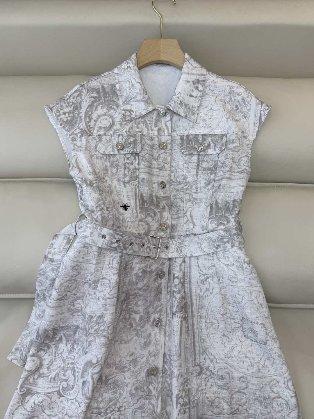 AW019#新款连衣裙P‼️Dio* 短袖修身 印花 连衣裙 两色图 SML