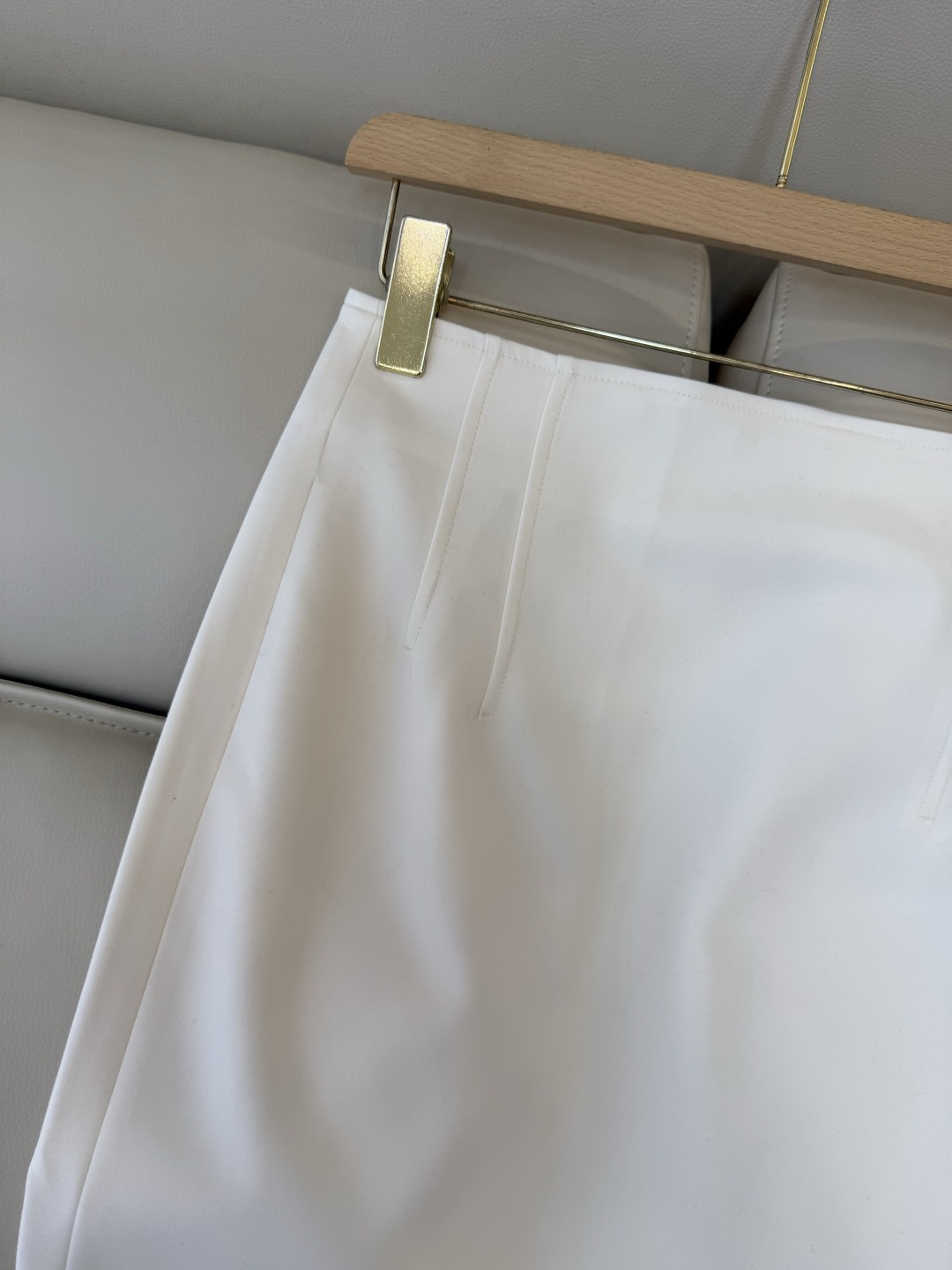 CY0102#新款半裙🌾YSL 开叉设计显瘦长半裙 白色黑色 灰色 SML