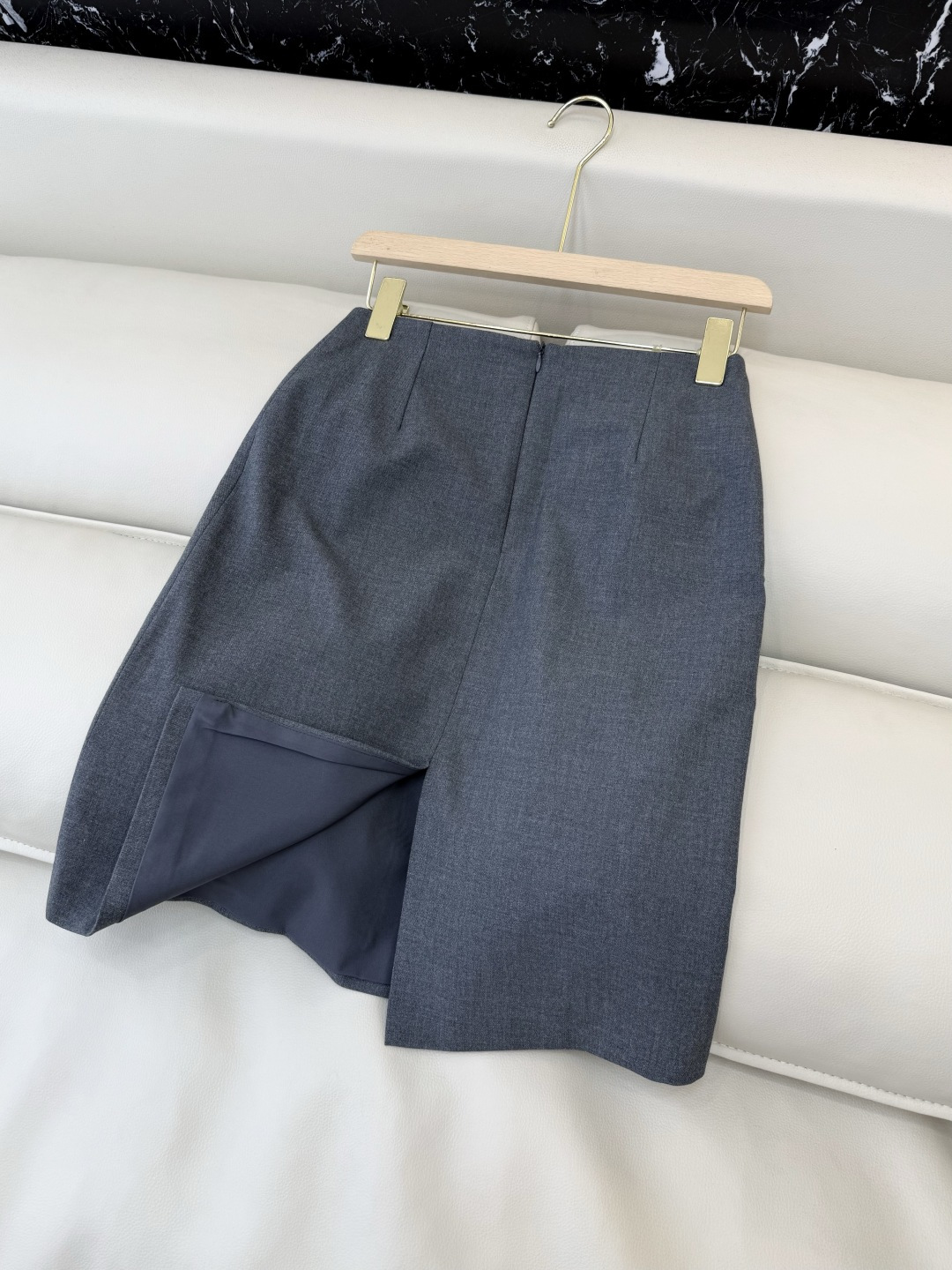 CY0103#新款半裙🌾PR 三角标 开叉设计显瘦 半裙 黑色 灰色 SML