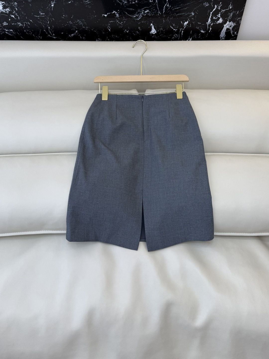 CY0103#新款半裙🌾PR 三角标 开叉设计显瘦 半裙 黑色 灰色 SML