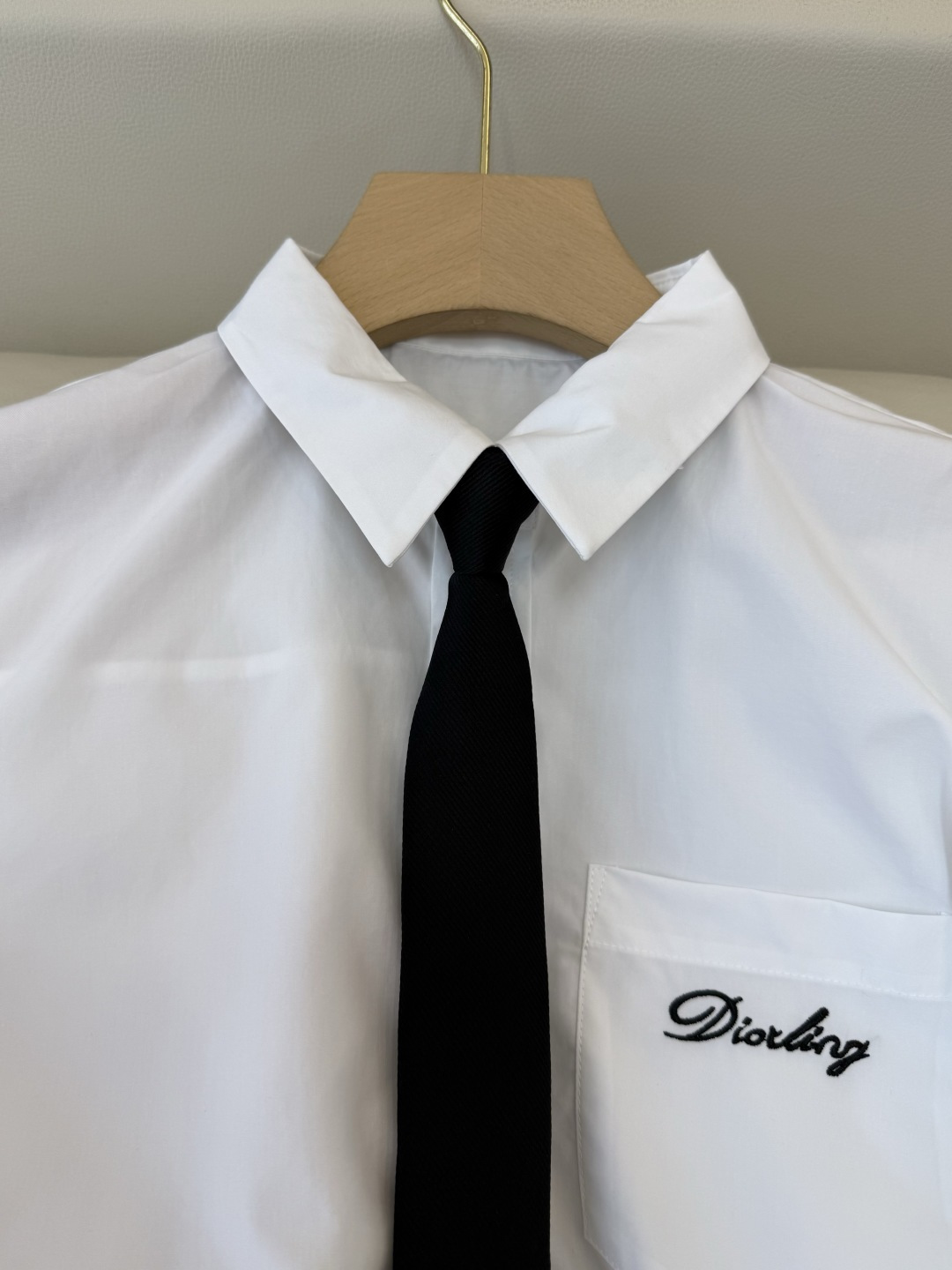 CY0110#新款衬衫🌾Dio*小蜜蜂 翻领修身长袖 衬衫 白色 SM L